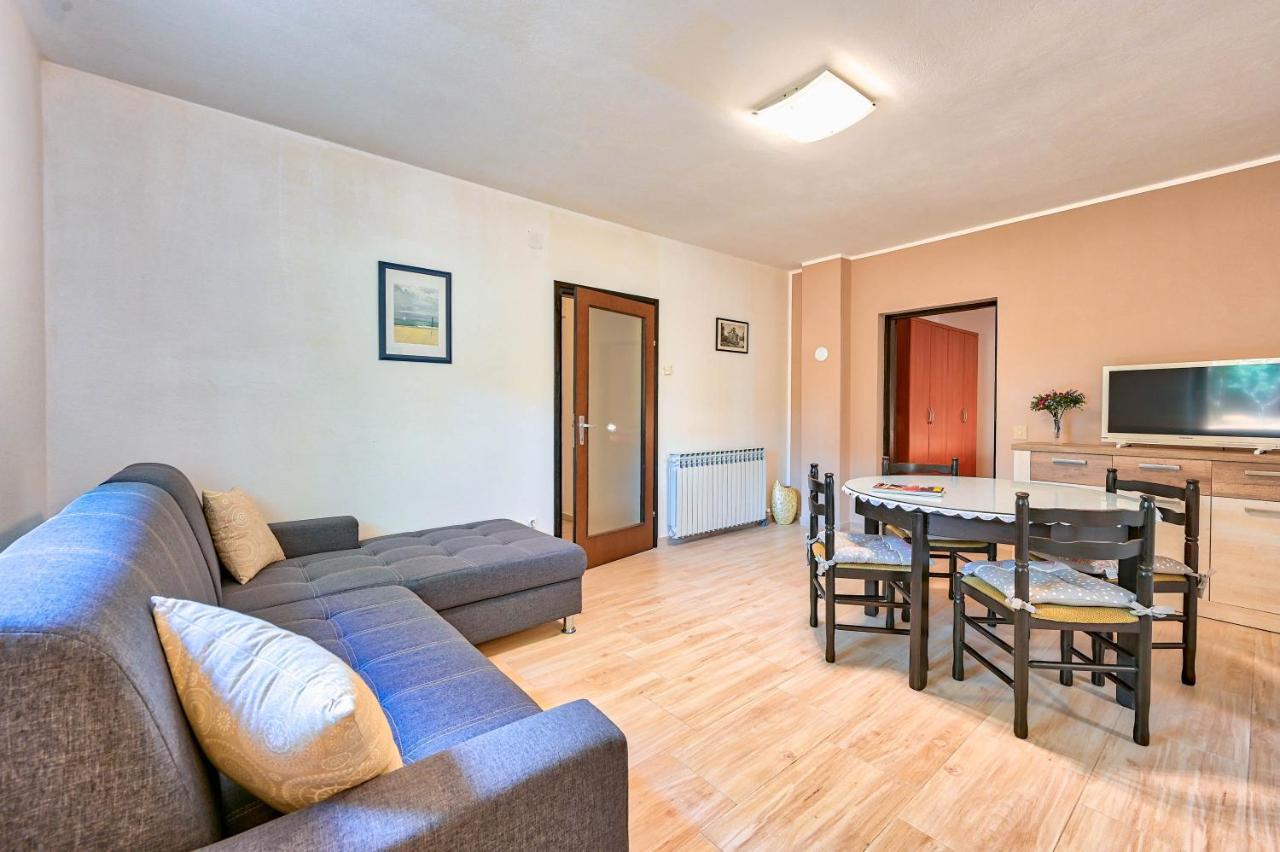 Iby Apartman