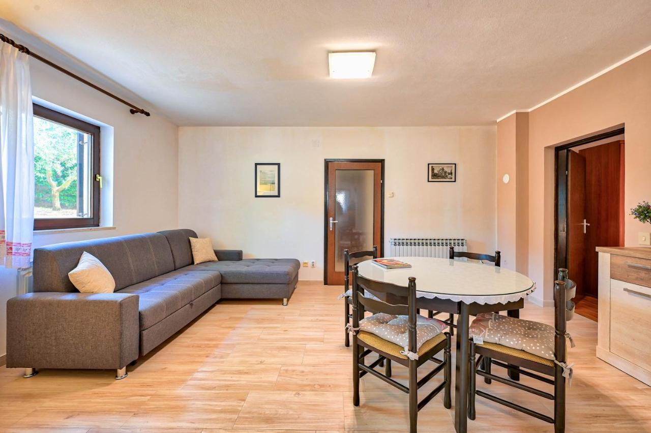 Appartement Iby Pula
